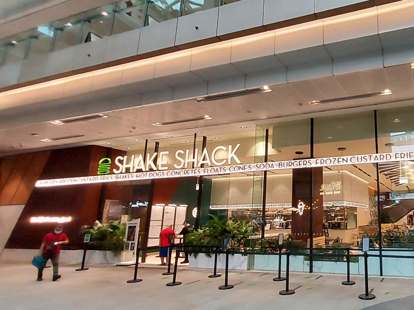 SHAKE SHACK WEST GATE