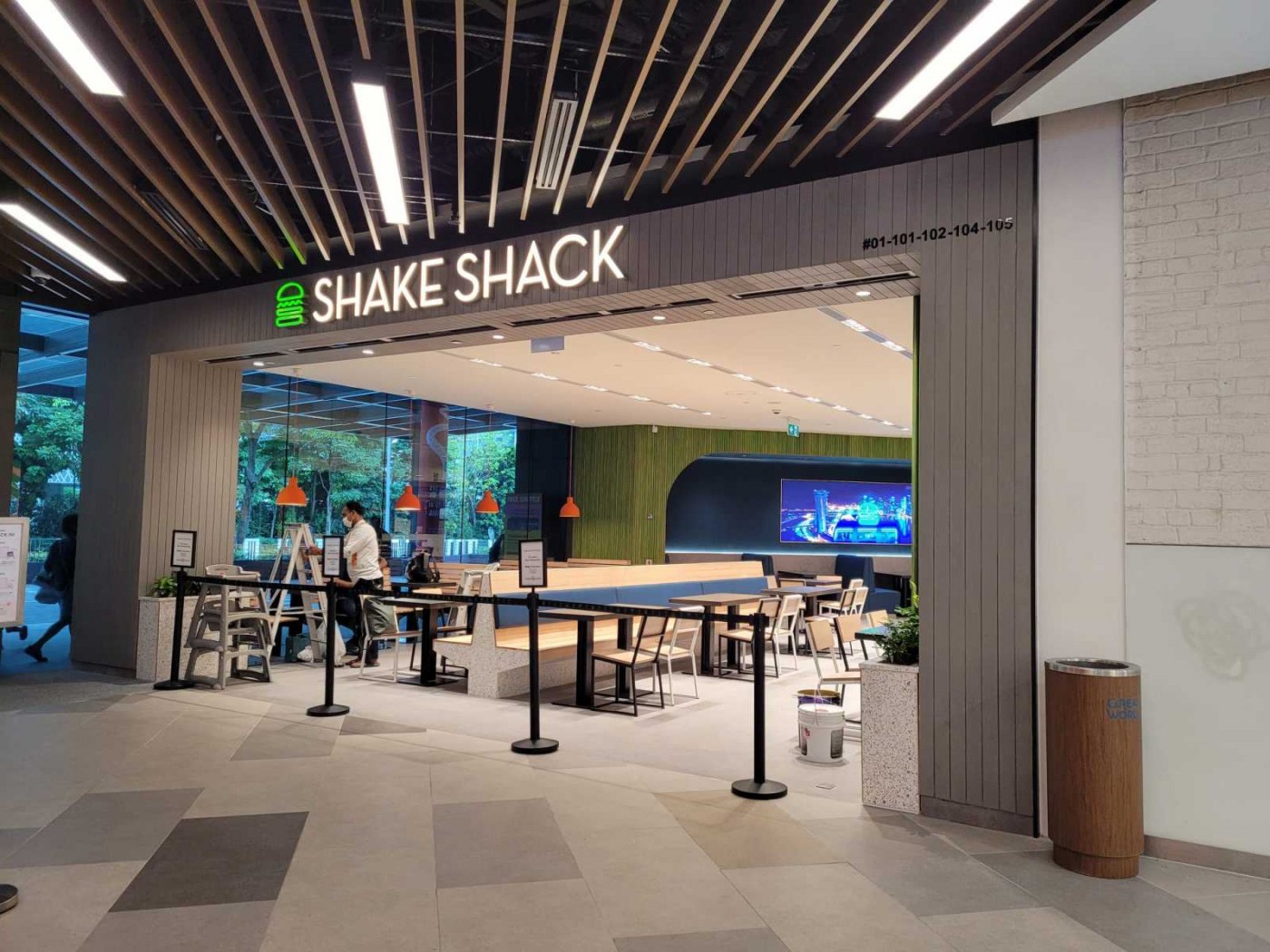 SHAKE SHACK GREAT WORLD CITY