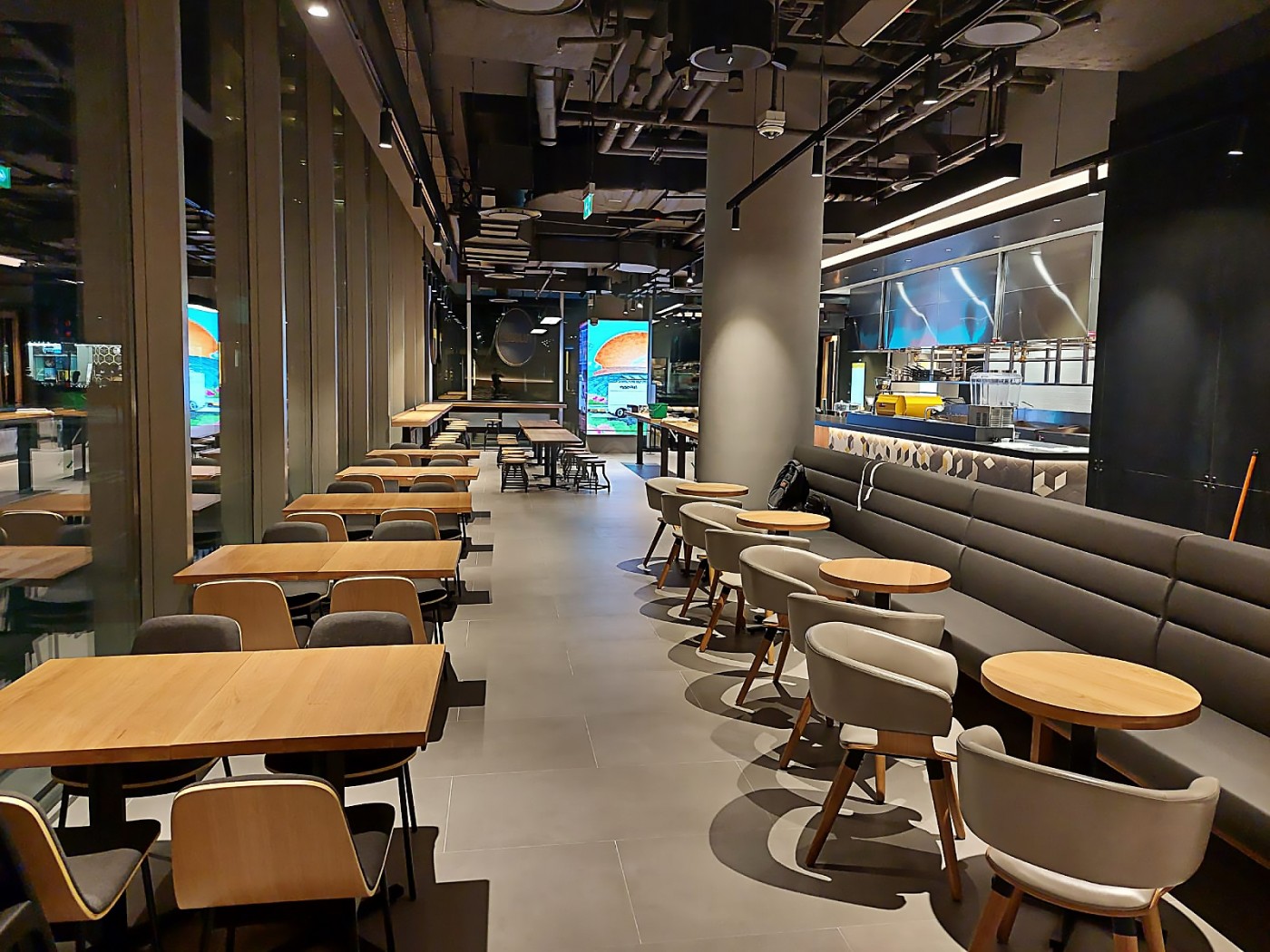 EGGSLUT SCOTTS SQUARE